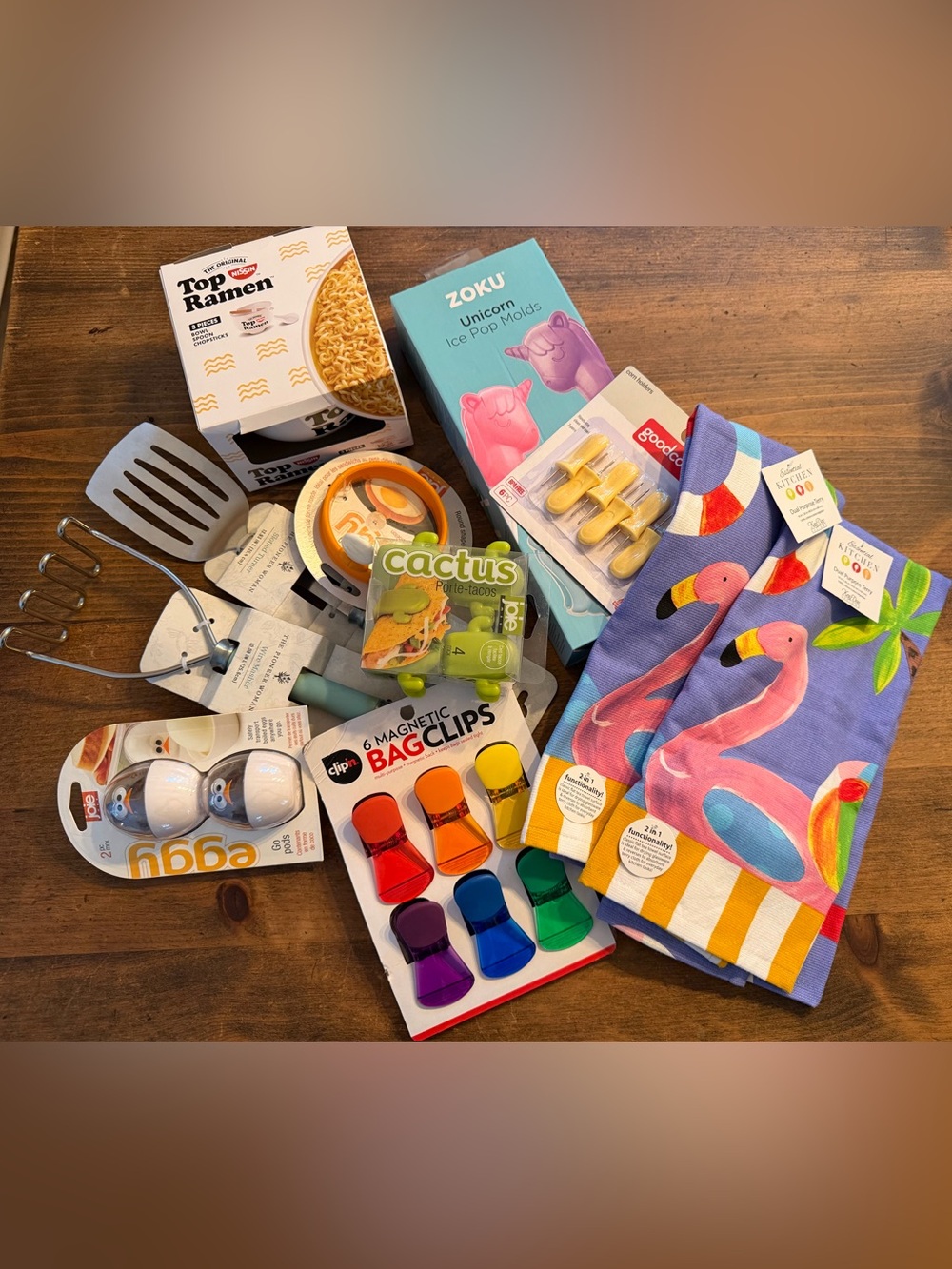 Fun kitchen bundle - Picture 1 of 6
